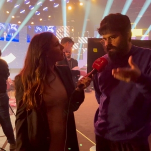 Imagem de Quem é o responsável pelos grafismos do Festival da Canção?