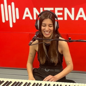 Imagem de Inês Apenas traz o “Fim do Mundo” à Antena 1