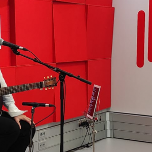 Imagem de Mafalda Veiga ao vivo na Antena 1