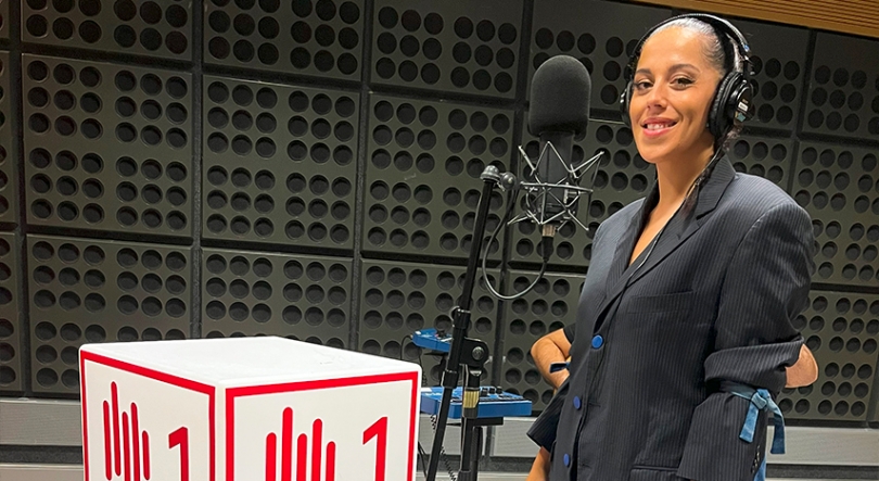 Sara Correia apresenta “Liberdade” na Antena 1