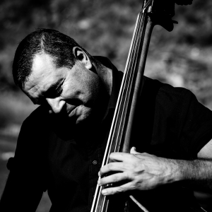 Imagem de Miguel Calhaz: “ContraCantos Vol. 2”