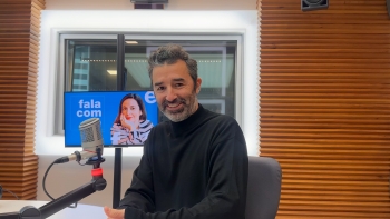 Imagem de Tiago Bettencourt conversa com Inês Maria Meneses