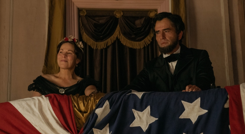 Imagem de “Manhunt”, “Young Royals” e “Cowboy Bebop” no “Fora de Série”