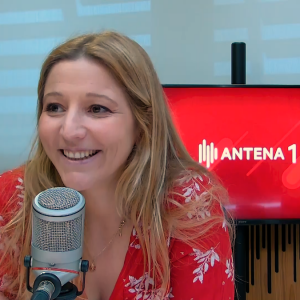 Imagem de “Eu Só Sei Compor em Liberdade” com Joana Alegre