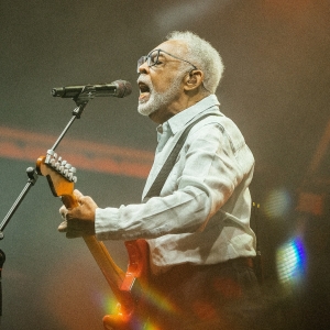 Imagem de Gilberto Gil e Rubel em entrevista