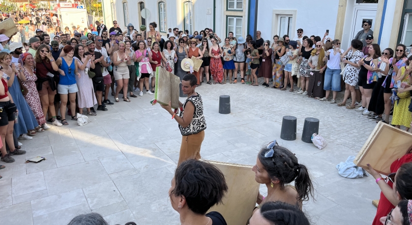 O BONS SONS cantou com o Coro das Mulheres da Fábrica