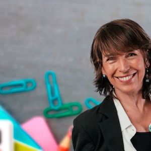 Imagem de Margarida Pinto Correia e os cheiros do regresso à escola