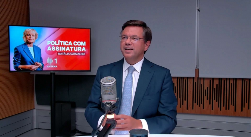 Imagem de Ministro da Reforma do Estado: “Não sou ingénuo, sei onde estão as resistências”