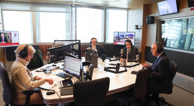 Imagem de Esquerda e direita de acordo: 25 de novembro não é o 25 de abril