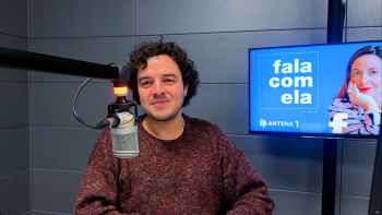 Imagem de Tomás Wallenstein conversa com Inês Maria Meneses