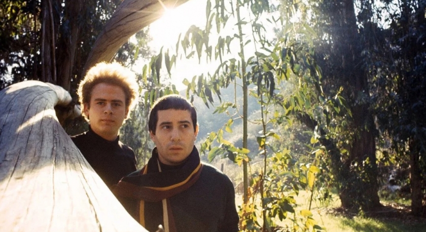 Imagem de A Antena 1 roda a “33 Rotações por Minuto”