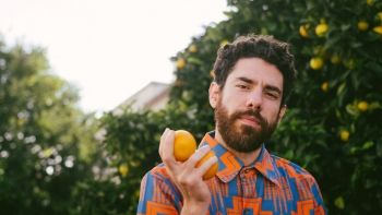 Imagem de Luca Argel: há machismo na obra de Vinicius de Moraes?