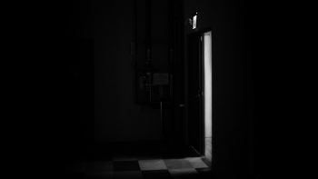 Imagem de Ana Rosa: uma mulher que recusa ser definida pela violência e pelo racismo