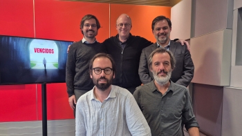 Imagem de Os filhos de Francisco Lucas Pires conversam com Luís Osório