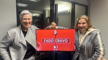 Imagem de Marina Mota com Aldina Duarte no regresso do “Fado Cravo”