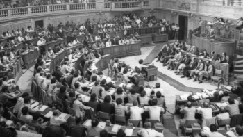 Imagem de “De Cravo ao Peito”: as primeiras legislativas