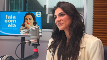 Imagem de Diana Vilarinho, fadista, conversa com Inês Meneses