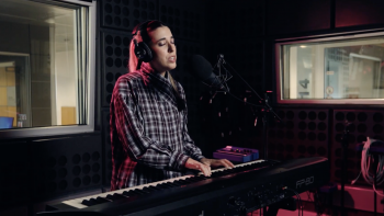 Imagem de INÊS APENAS ao vivo na RTP Antena 1