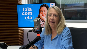Imagem de Inês Pedrosa conversa com Inês Maria Meneses