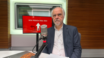 Imagem de Teresa Dias Mendes entrevista Pedro Caldeira Cabral