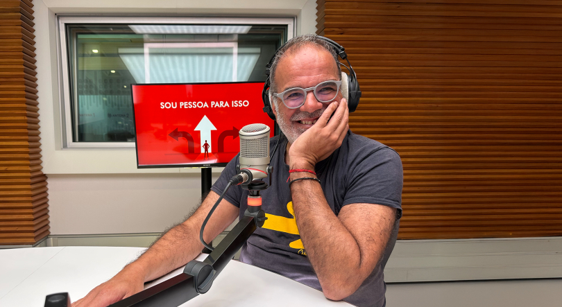 Imagem de Teresa Dias Mendes entrevista Tiago Torres da Silva