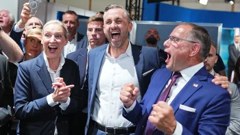 Imagem de “O Movimento da Coisas”: AfD na Saxónia e Salvador Sobral no Spotify