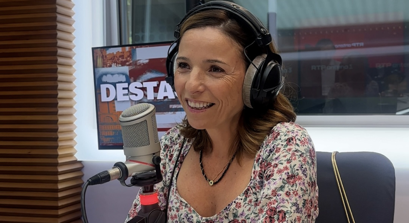 Imagem de Anabela e o seu “Presente – 40 Anos de Carreira”, no “Destacável”
