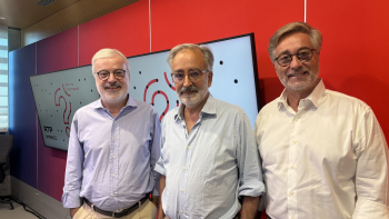 Imagem de António Araújo: pode a democracia sobreviver à perda de confiança?