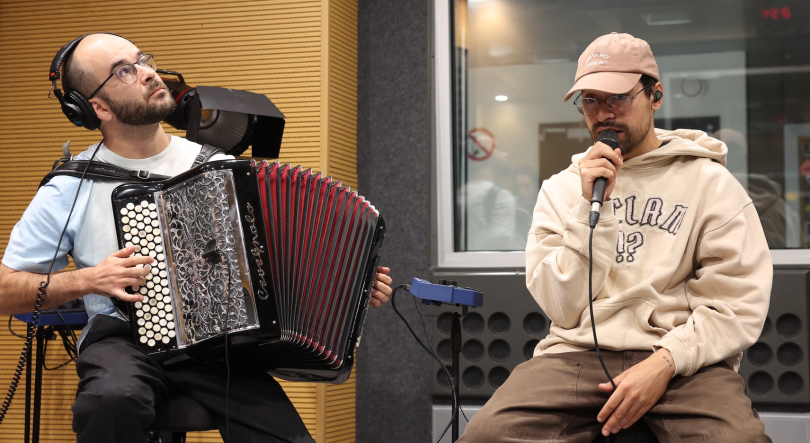 Imagem de Buba Espinho: “Enleado” (Ao Vivo)