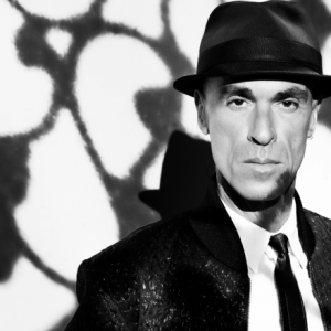 Imagem de Paulo Praça: “A Meias”